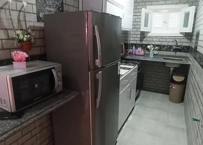 شاليه مرقيا بالساحل الشمالي صف اول بحر
