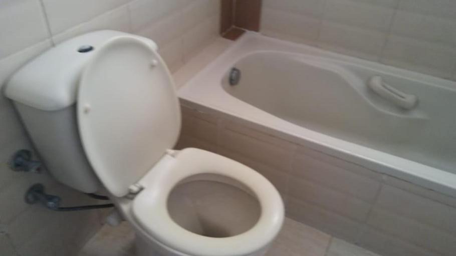 Apartment مرقيا بالساحل الشمالي صف اول بحر *